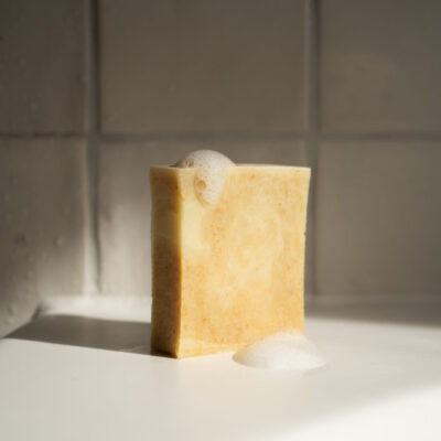 Earth Elements – Orange Turmeric Shower Bar